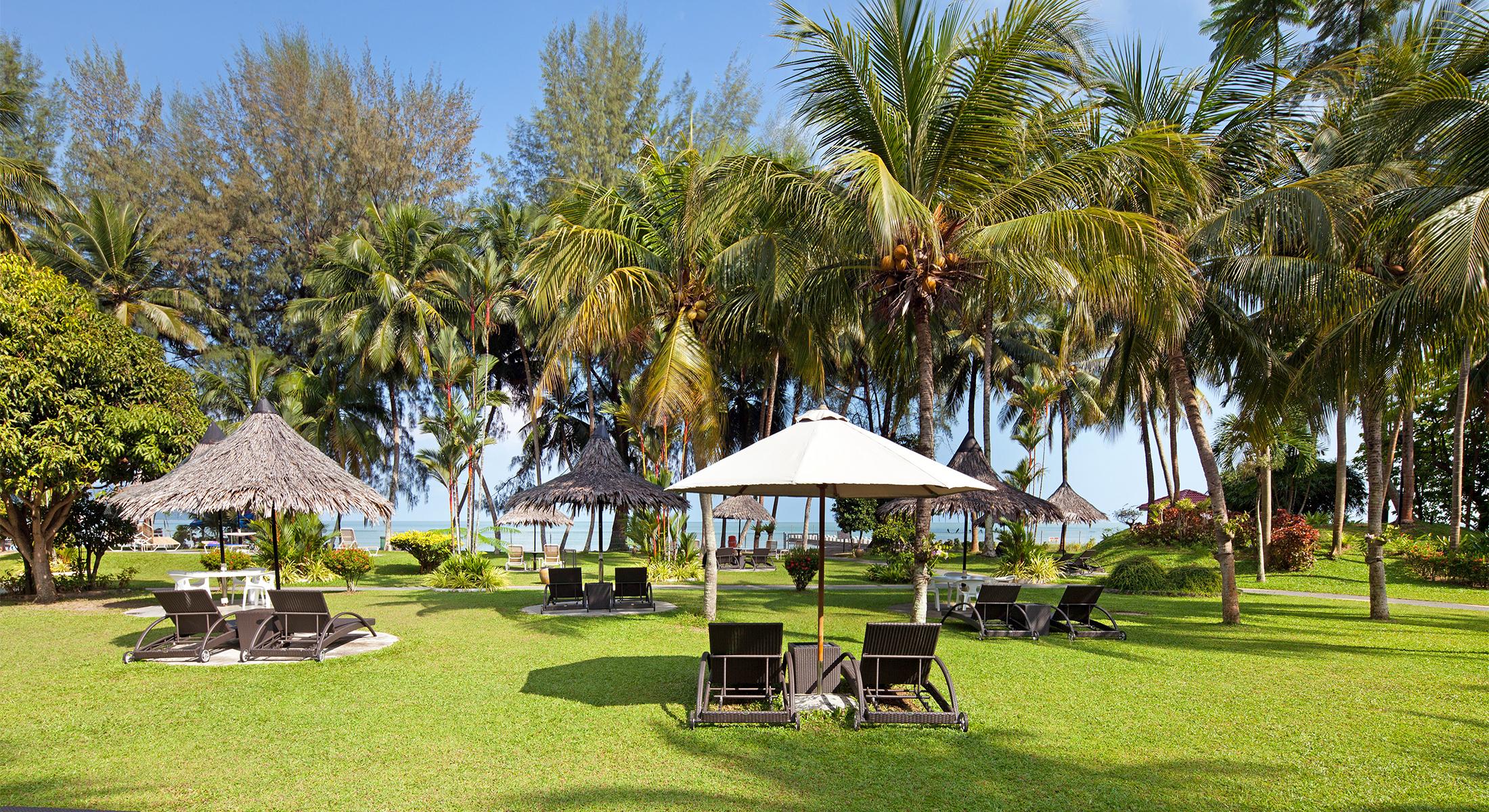 The Bayview Beach Resort Batu Ferringhi Exterior foto